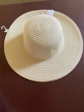 Time and Tru Wide-Brim Straw Sun Hat - Cream